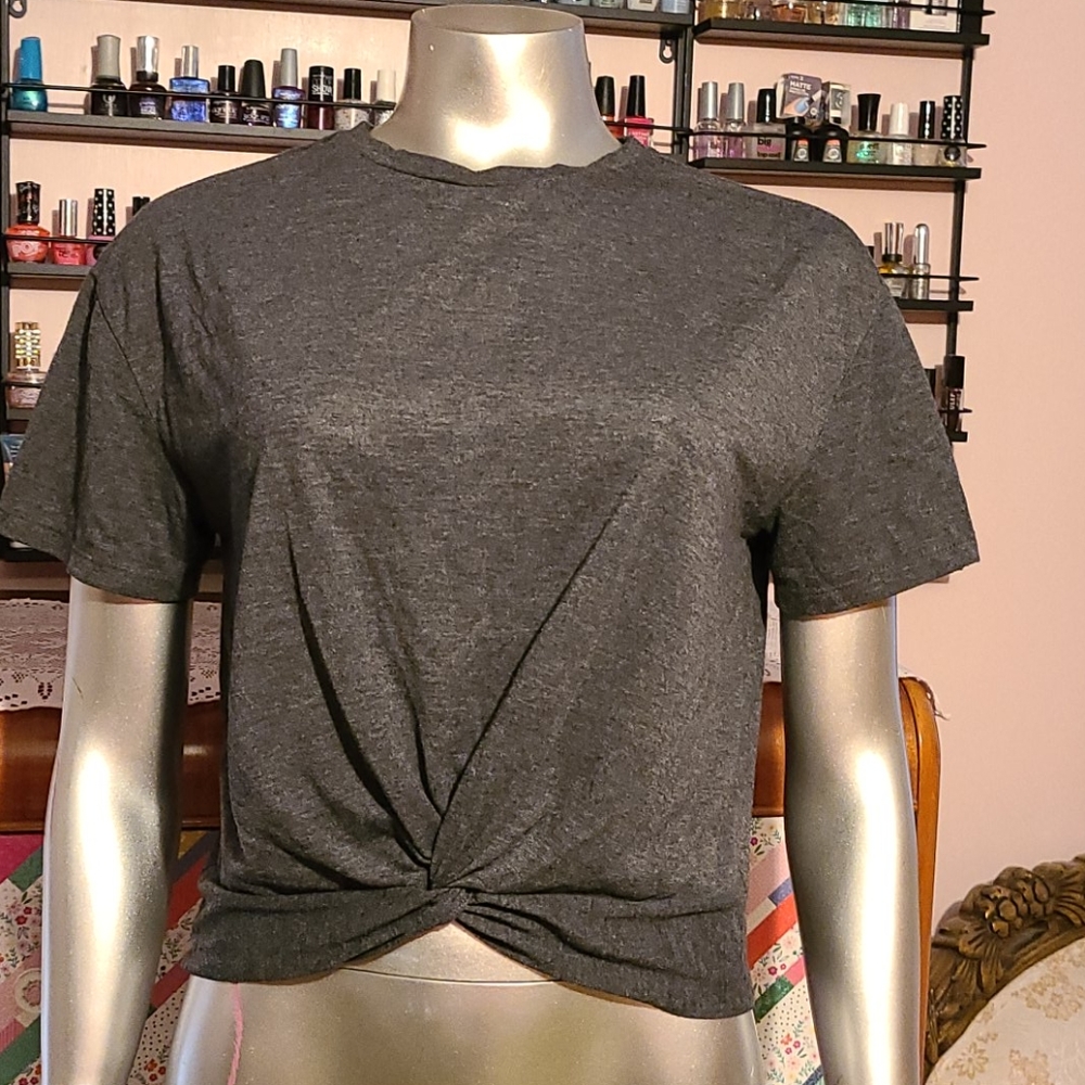 LD front tied grey gray simple t shirt top knotted trendy cozy classic sz small